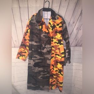 Camo pattern blazer style Jacket size Large (runs big)